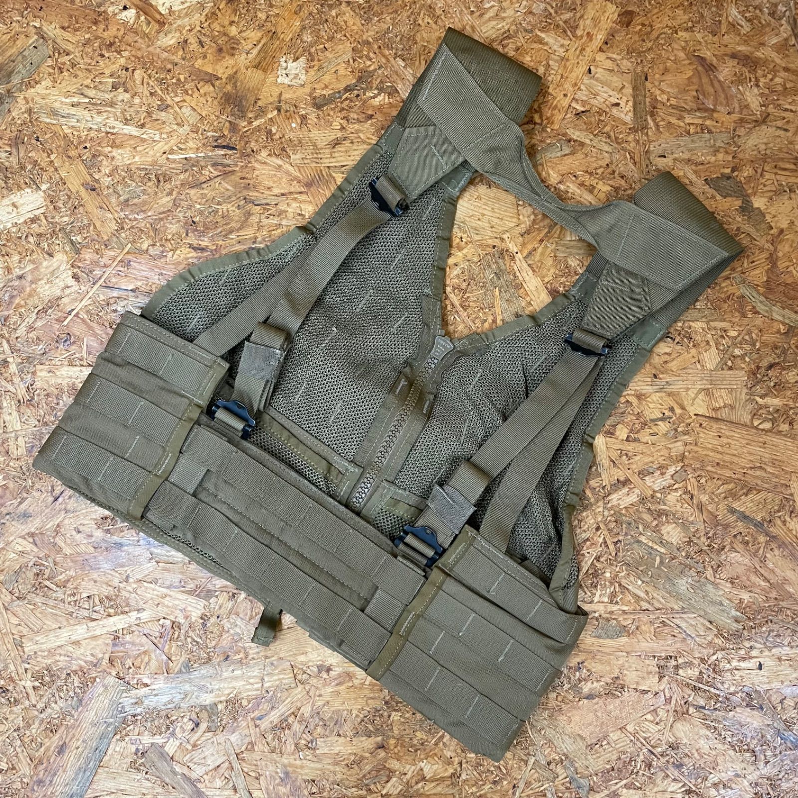 米軍 U.S タクティカルベスト ③ MILITARY 実物 USED 米軍 U.S.M.C. MOLLE II FLC ベスト