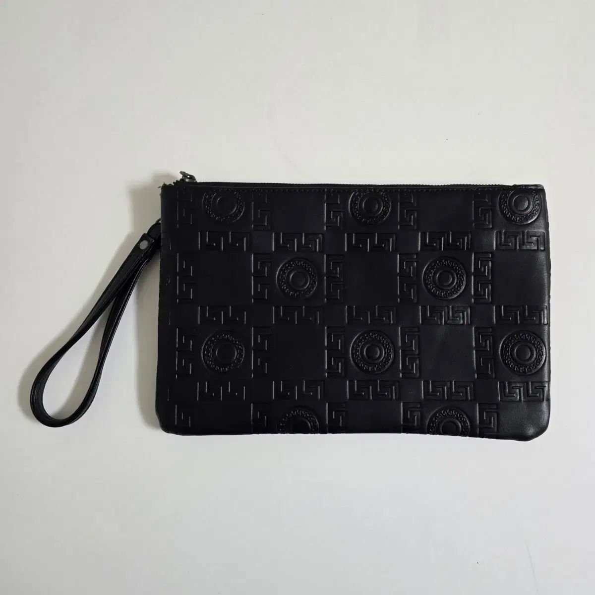 ブラック パターン 柄 クラッチバッグ