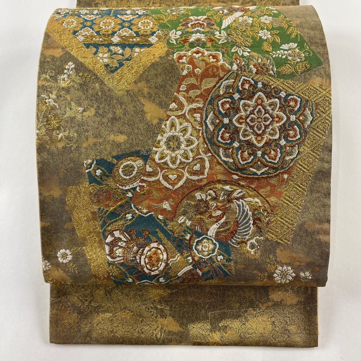 袋帯 美品 秀品 色紙 華文 刺繍 箔 金色 六通 正絹 【中古
