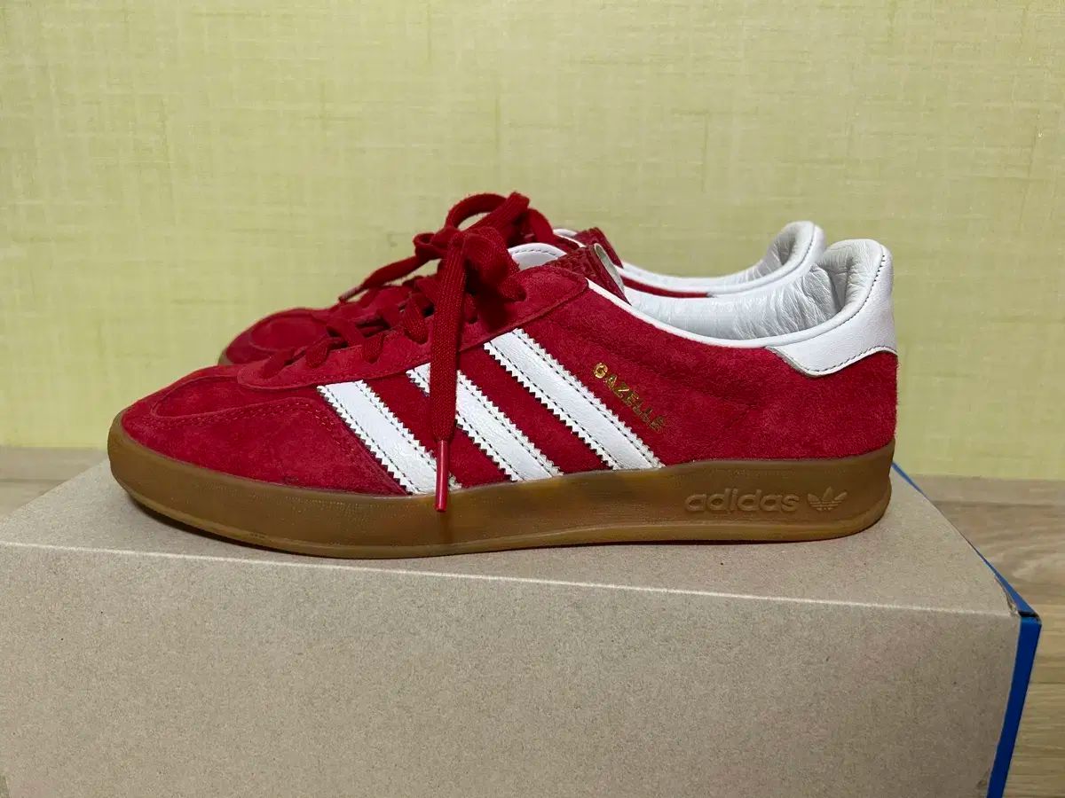adidas アディダス