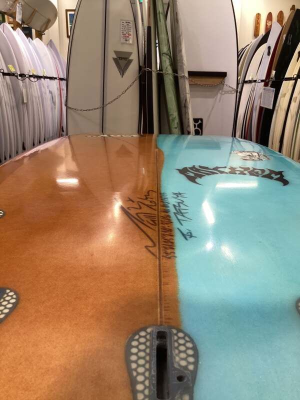 【新品、送料込みに変更可】LOST 5'6\" COUCH POTATO 超人気モデル！LOST『COUCH POTATO』POLYボードが 入荷しました