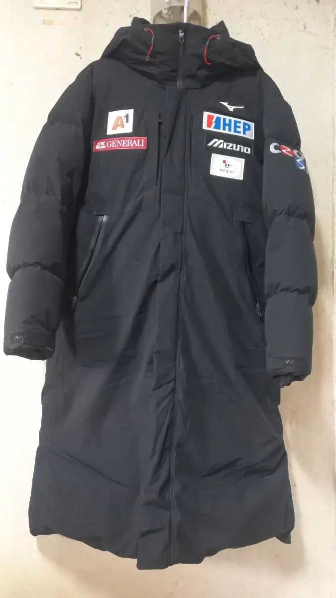 mizuno ミズノ クロアチア人 クロススキーチーム ロング丈ダウンパーカー 95 M サイズ