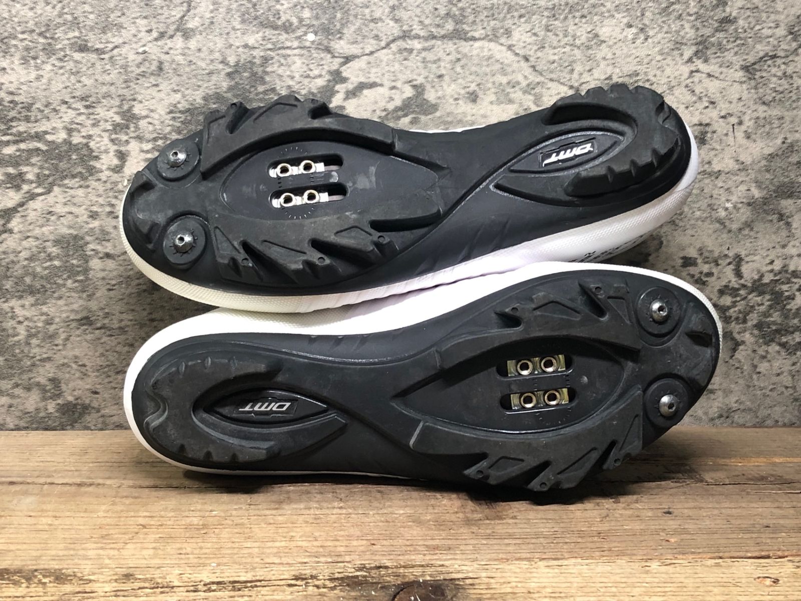 ビンディングシューズ