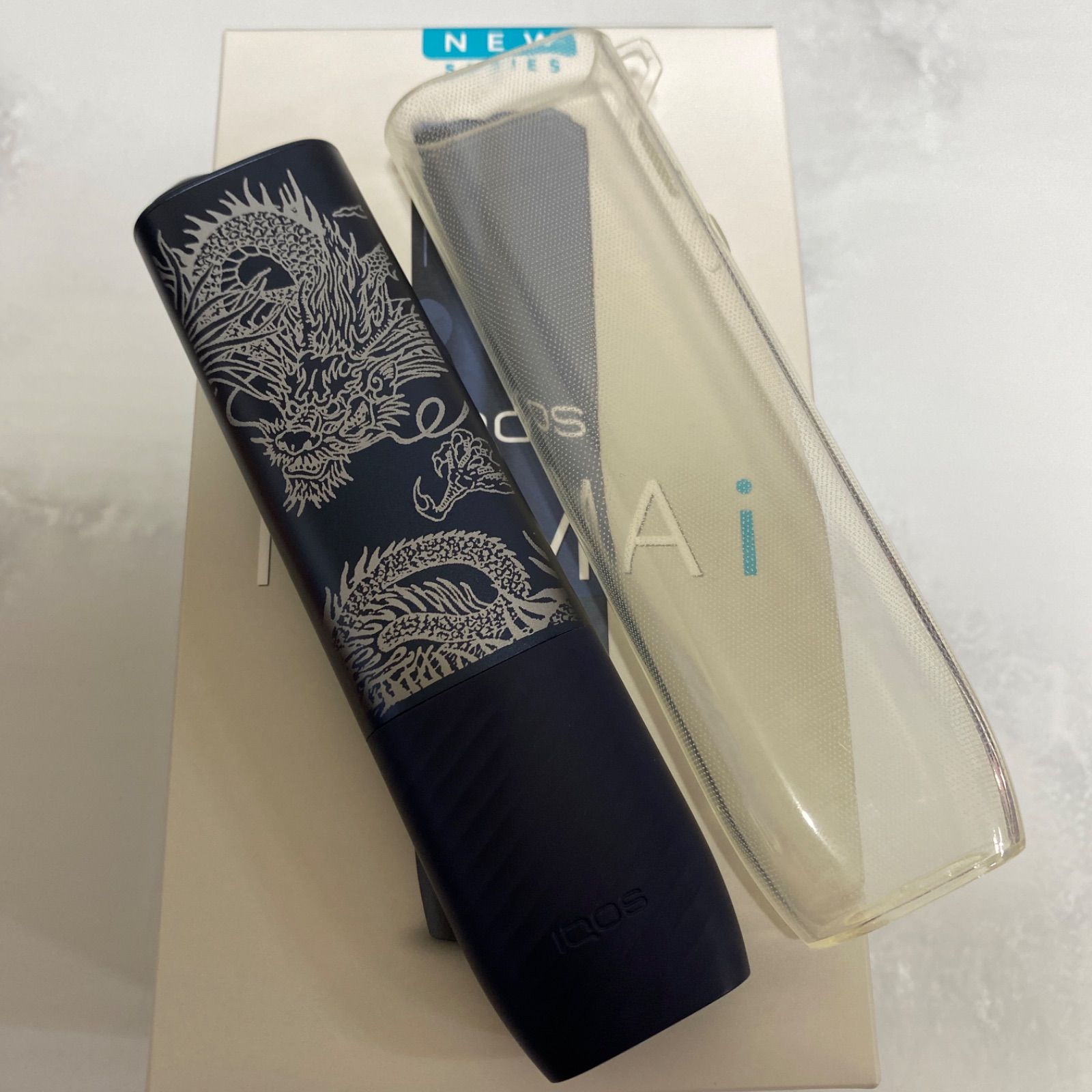 １iQOS ILUMA ｉone 黒　レーザー加工　アイコス イルマ ｉワン　龍 龍 鳳凰 デザイン レーザー加工 iQOS ILUMA i ONE アイコス