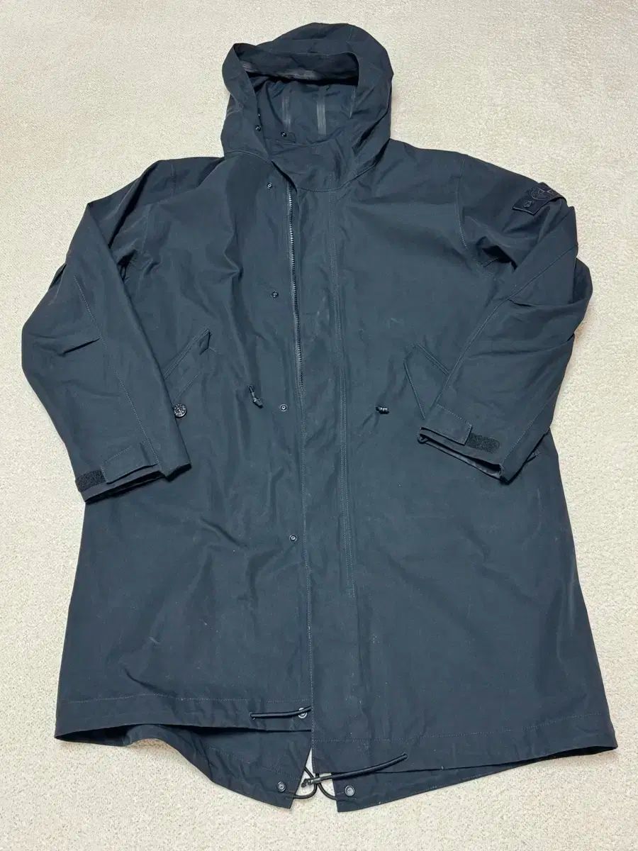 ストーンアイランド ゴースト フィス ワッペン パッチ フード ジャケット XL