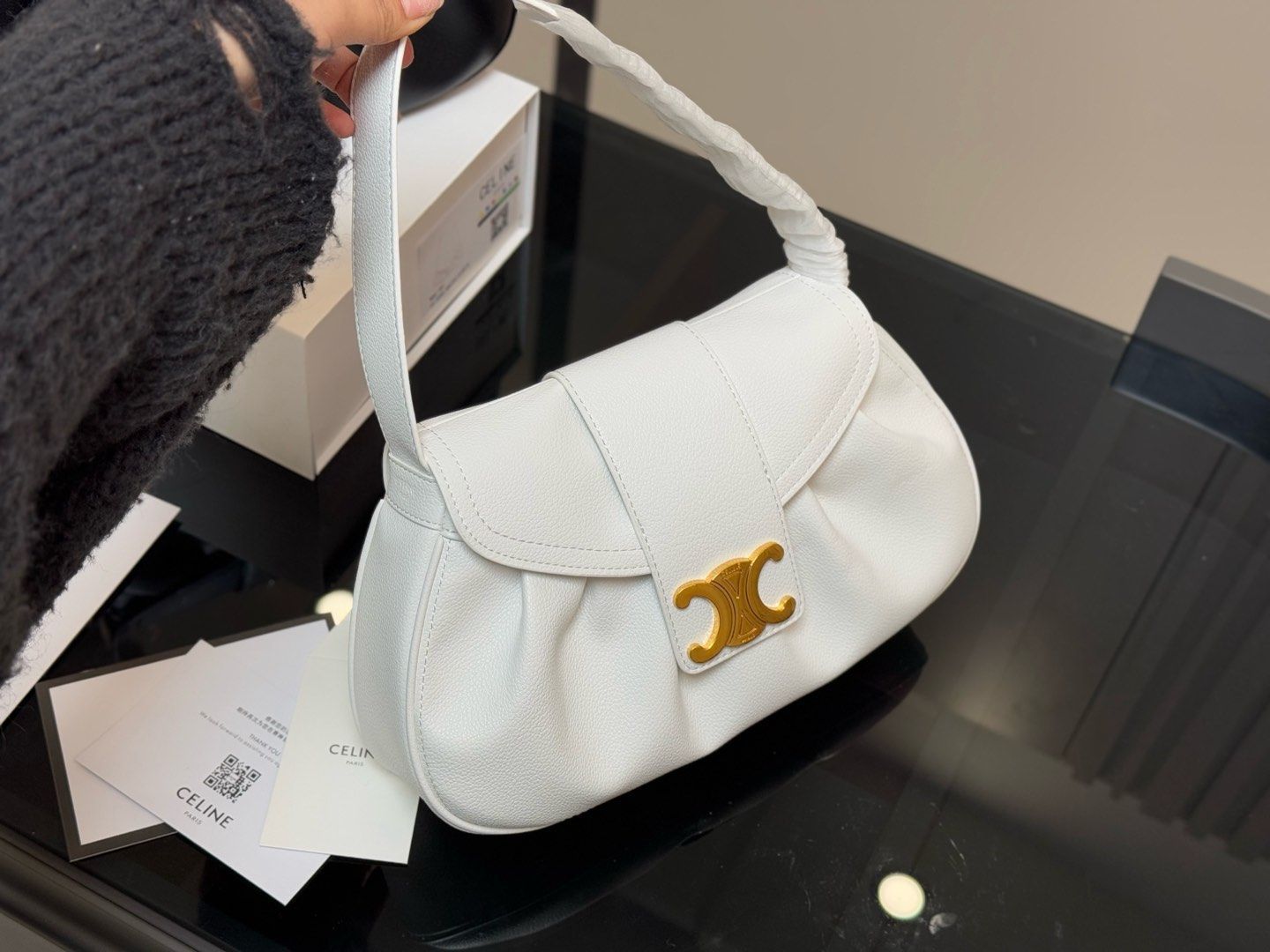 VINTAGE●CELINE●セリーヌ キャラメル アンダーアームバッグ Celine] アヴァ アンダーアームバッグ - 専用ボックス付き