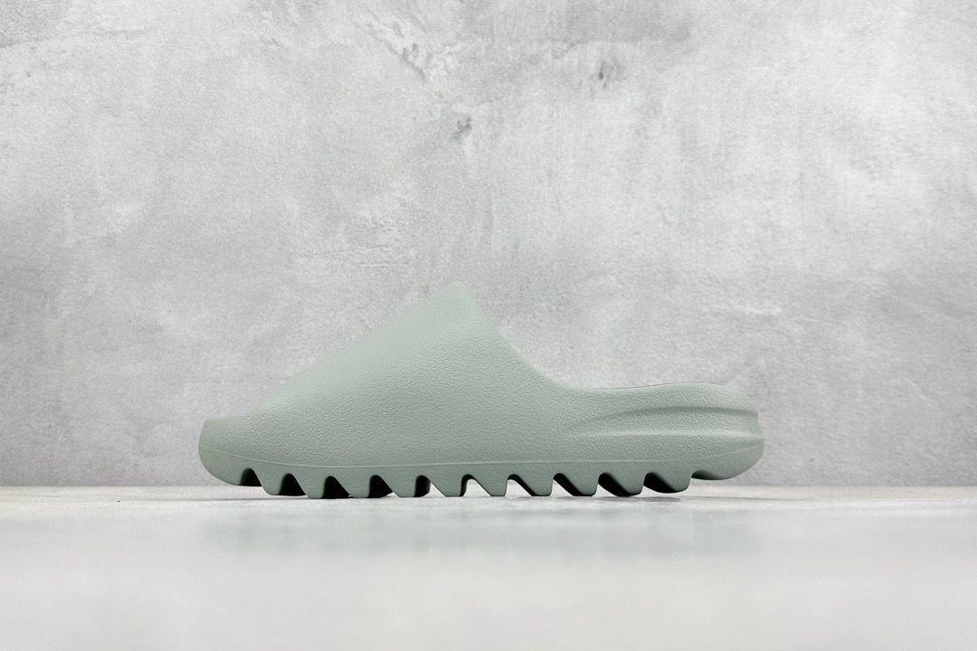 YEEZY イージー サンダル adidas YZY SLIDE  SALT サンダル