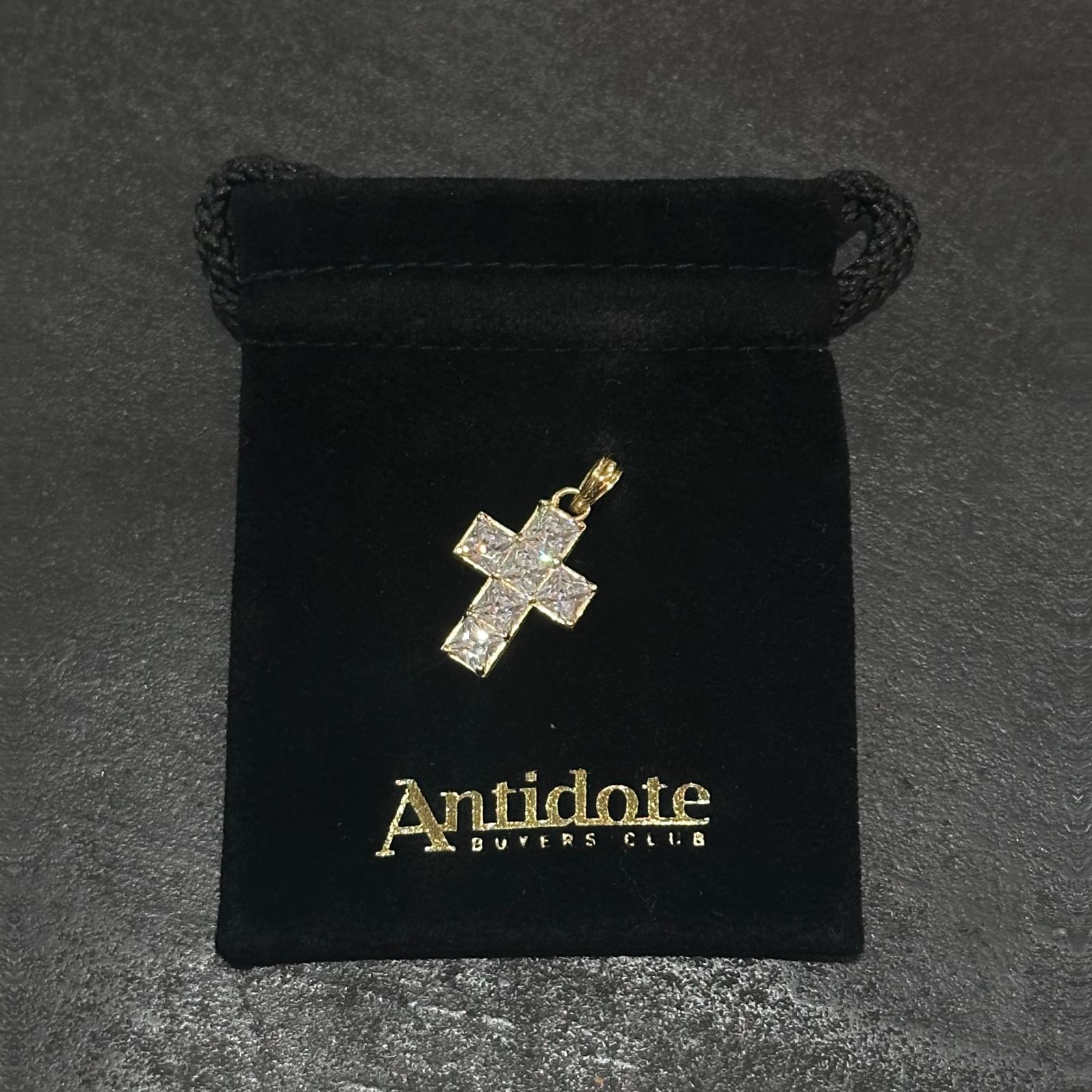 参考上代333300円 ANTIDOTE BUYERS CLUB Engraved Square Cross 参考上代333300円 ANTIDOTE BUYERS CLUB Engraved Square Cross