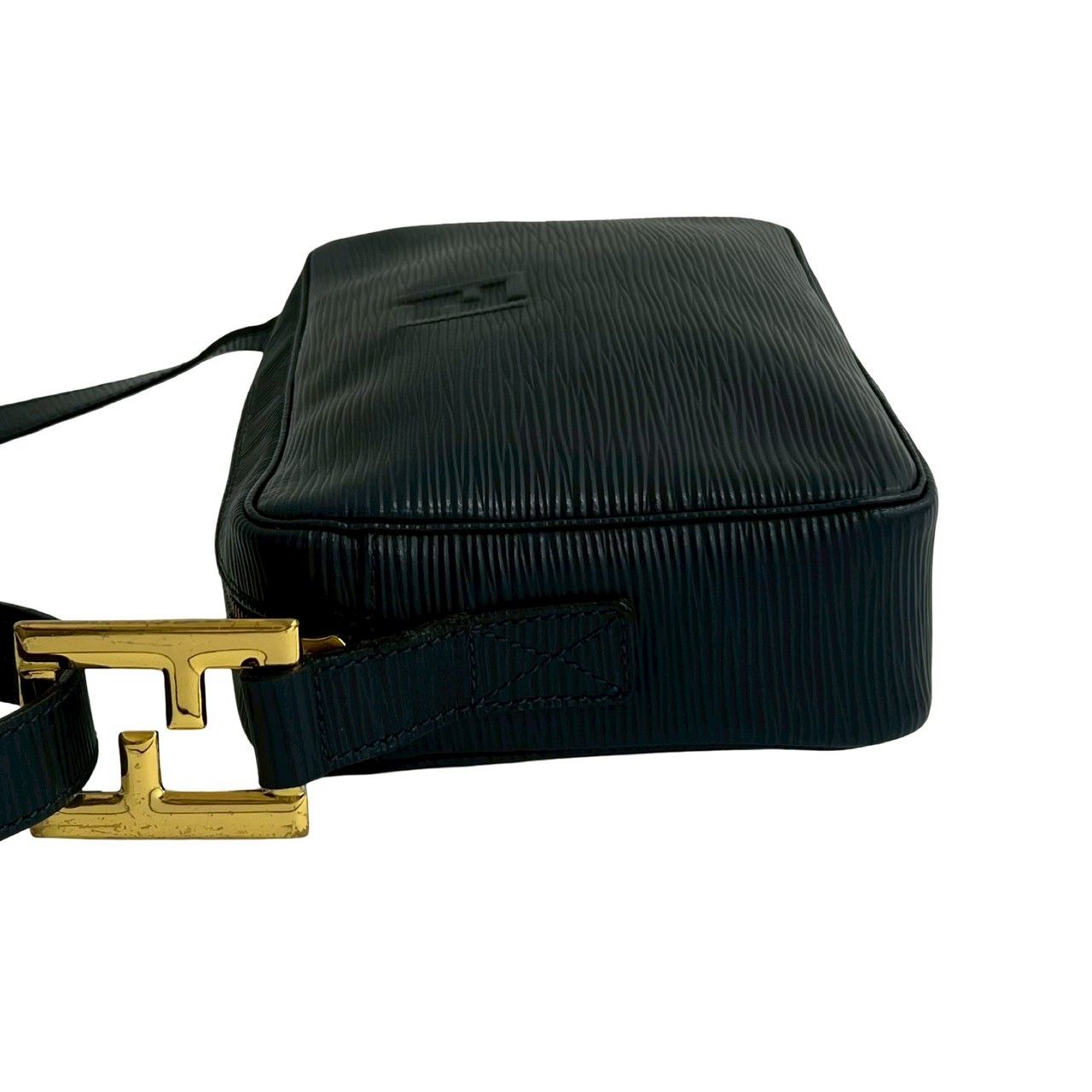 FENDI　ショルダーバック ボディバック 極美品 FENDI フェンディ ショルダーバッグ FF DIAMOND FFダイヤモンド 8M0488