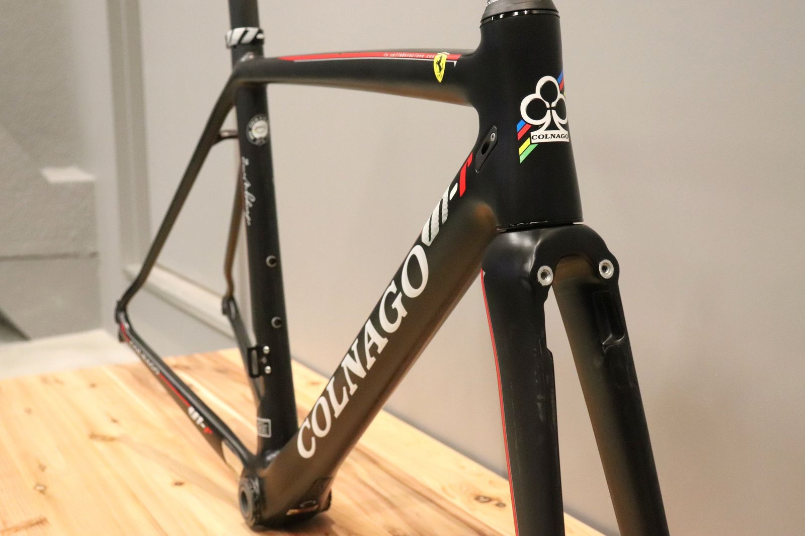 COLNAGO V1-R
