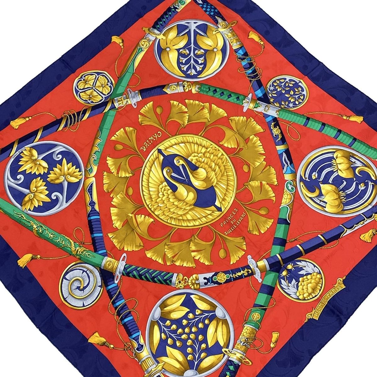 HERMES エルメス スカーフ カレ90 レッド×ネイビー×マルチ DAIMYO PRINCES DU SOLEIL LEVANT 大名 日出る国の皇子