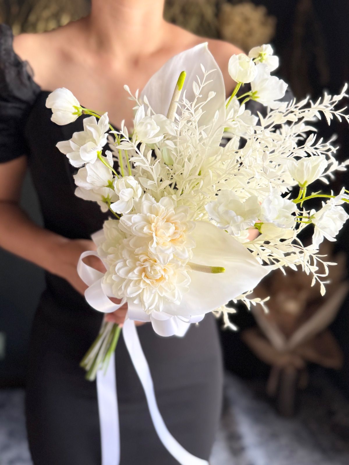 ホワイトクラッチブーケ ブートニア