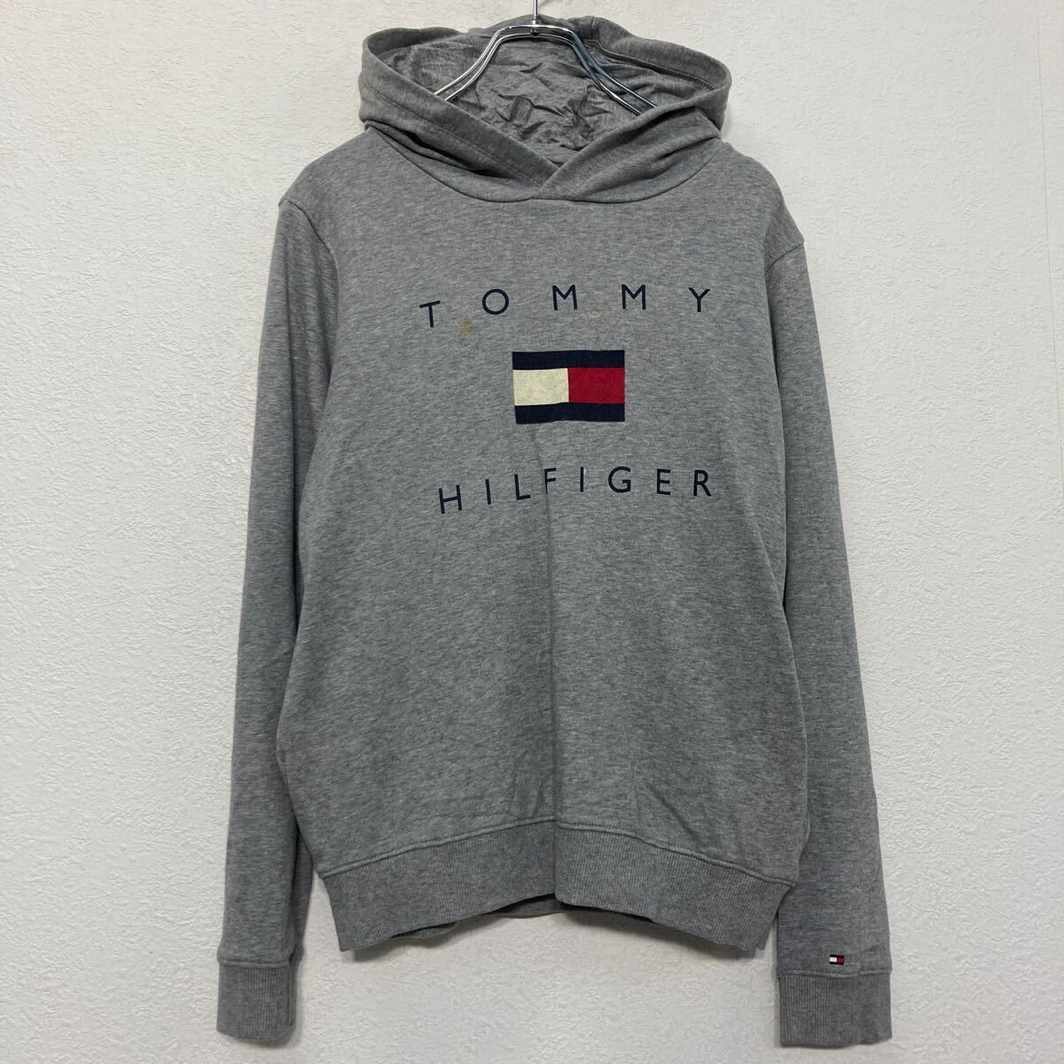 TOMMY HILFIGER プリント スウェット パーカー トミーフィルフィガー レディース L~ グレー 古着卸 アメリカ仕入 a609-5287