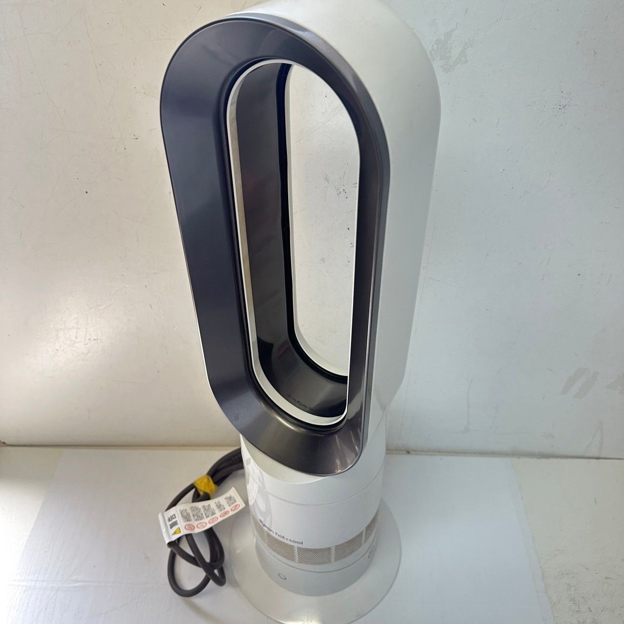 dyson AM09 セラミックファンヒーター-