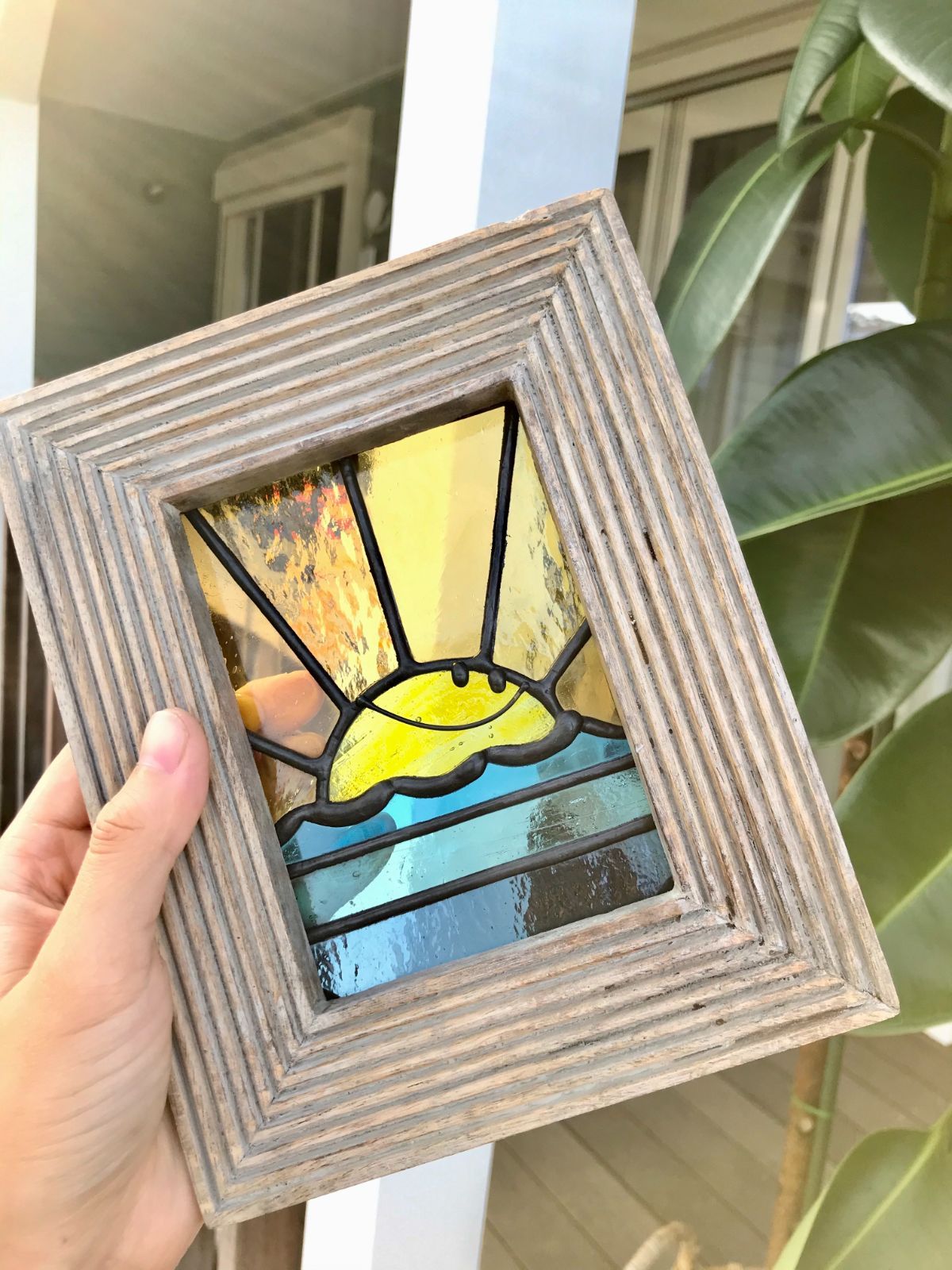 ステンドグラス スマイル ウェーブ 天然木 額