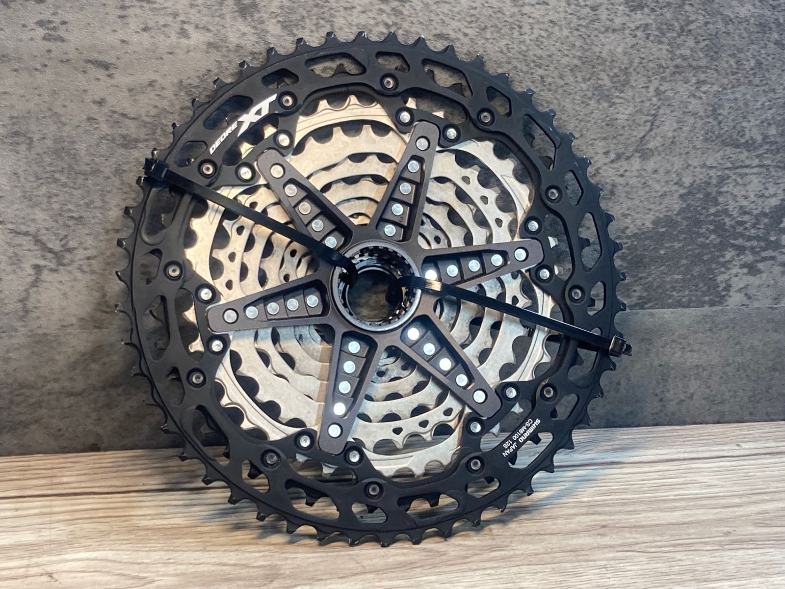 CS-M8100 スプロケット