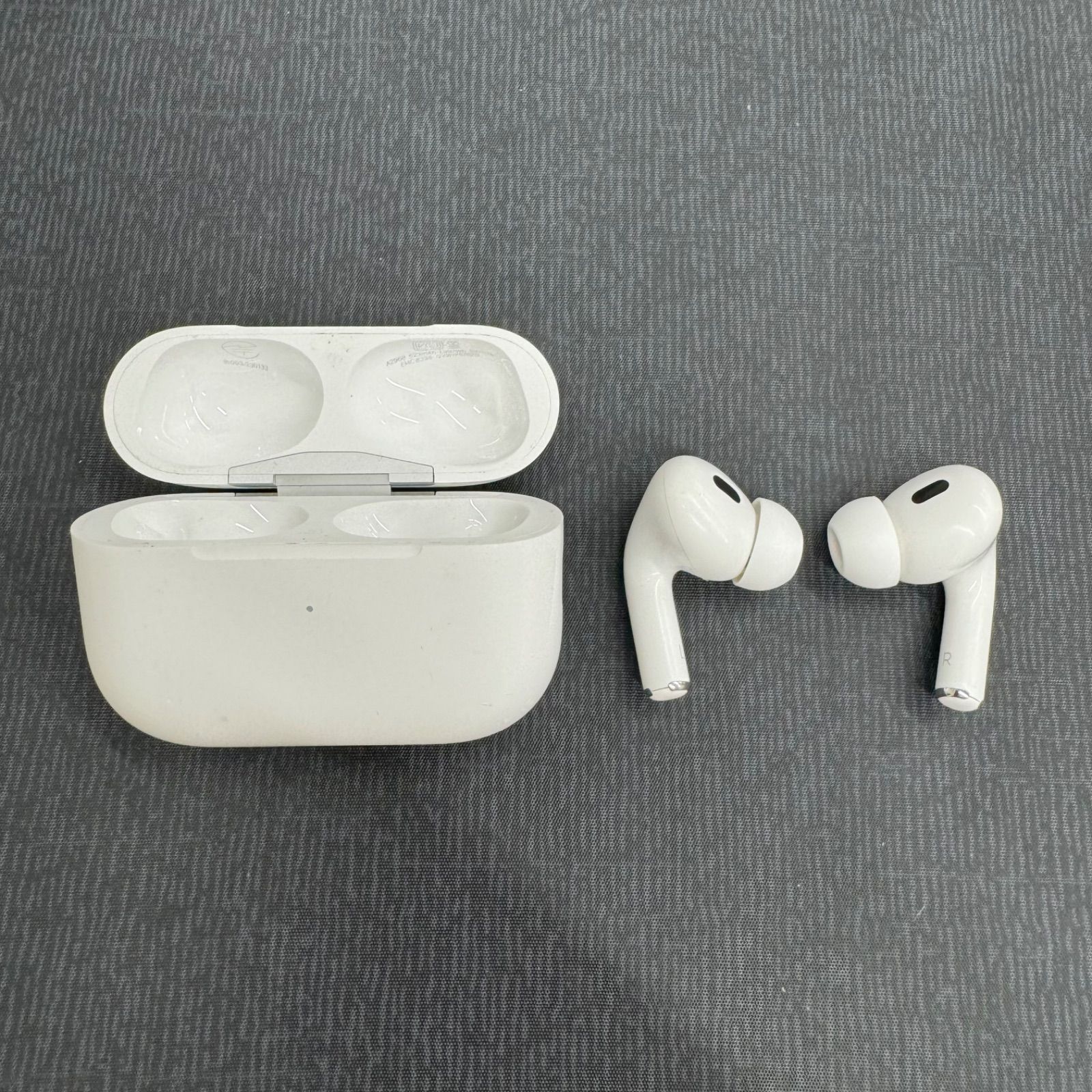 AirPods Pro 第2世代 USB-C MTJV3J/A - メルカリ