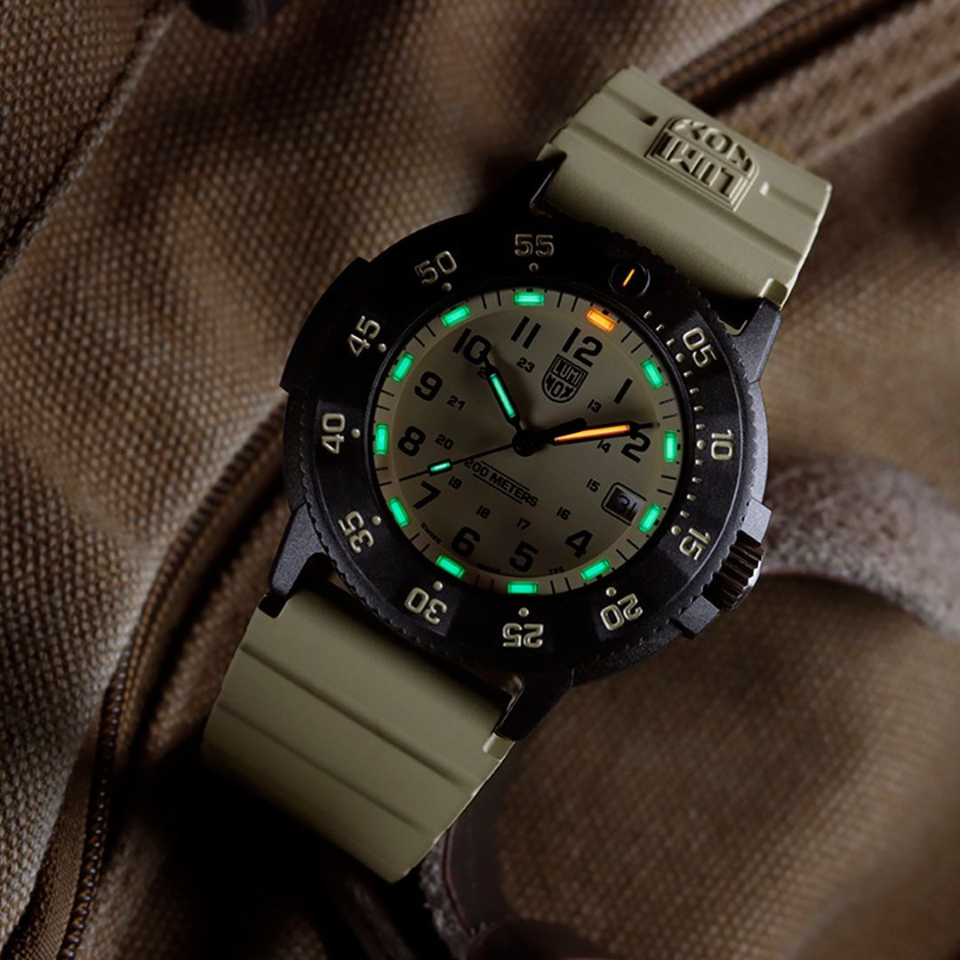 即納】LUMINOX ルミノックス ORIGINAL NAVY SEAL 3000 EVO 即納】LUMINOX ルミノックス ORIGINAL NAVY SEAL 3000 EVO