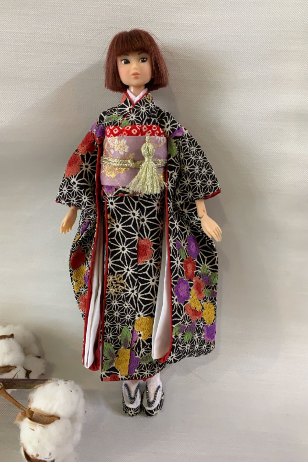 高価買取ジェニー momoko 27センチ ドール 振袖　日本製　きもの　古典　蝶　着物 洋服