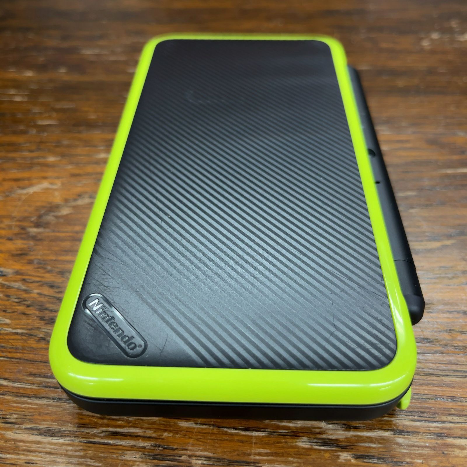 レア 新品未使用 任天堂 New ニンテンドー 2DS LL ブラック×ライム Amazon.com: Nintendo New 2DS LL [Black × Lime]
