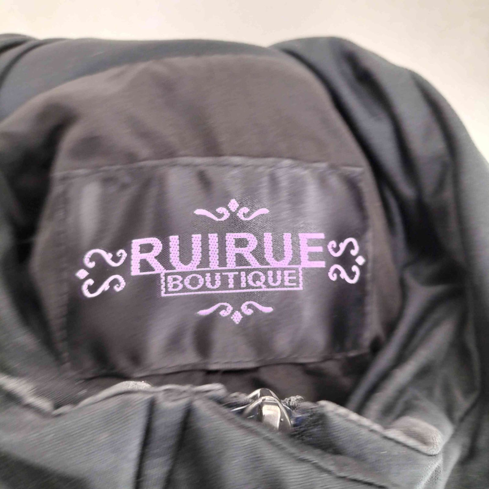 RUIRUE BOUTIQUE(ルイルエブティック) フォックスファー ハイネック ショートダウンジャケッ 中古 古着 0427 ルイルエブティック RUIRUE BOUTIQUE フォックスファー