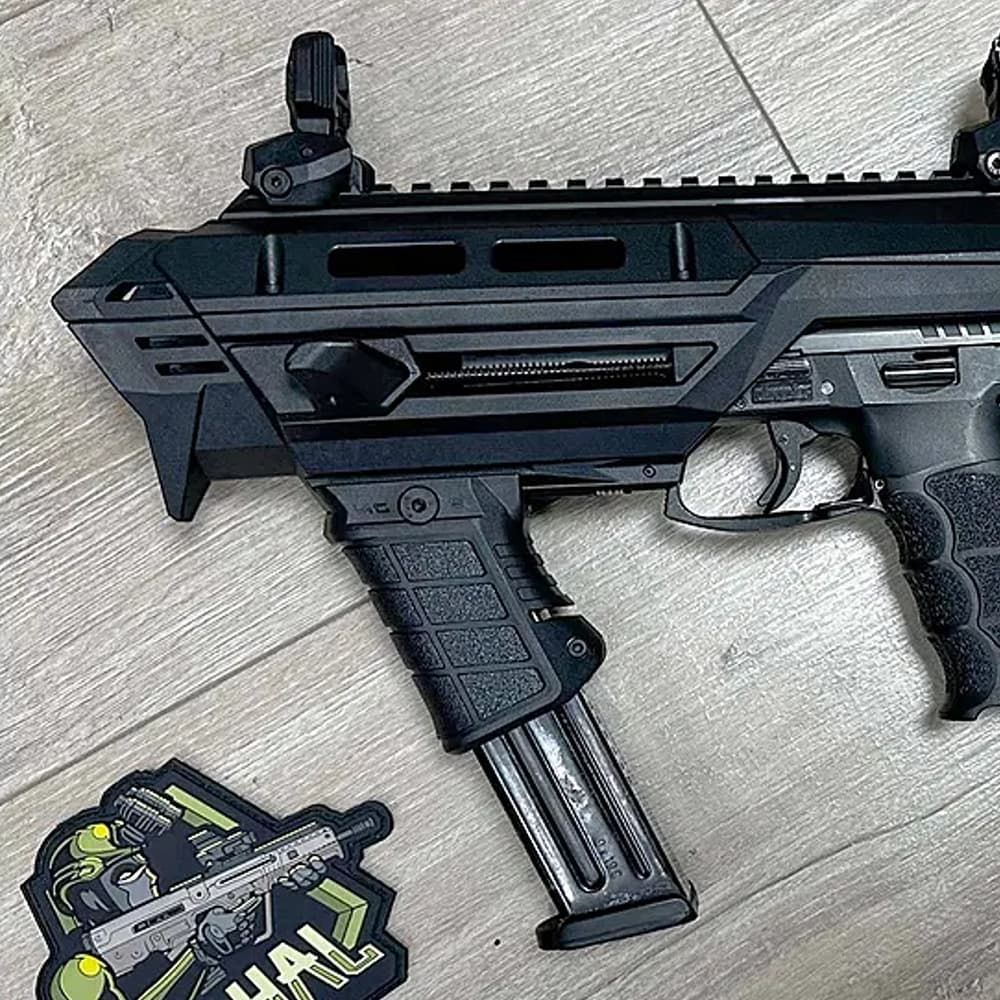 FAB Defense フォアグリップ&スペアマガジンホルダー MG-9M 9mmダブル