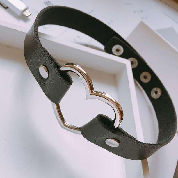 ○ハート レザーチョーカー ブラック 地雷 病み ゴス 韓国 原宿  