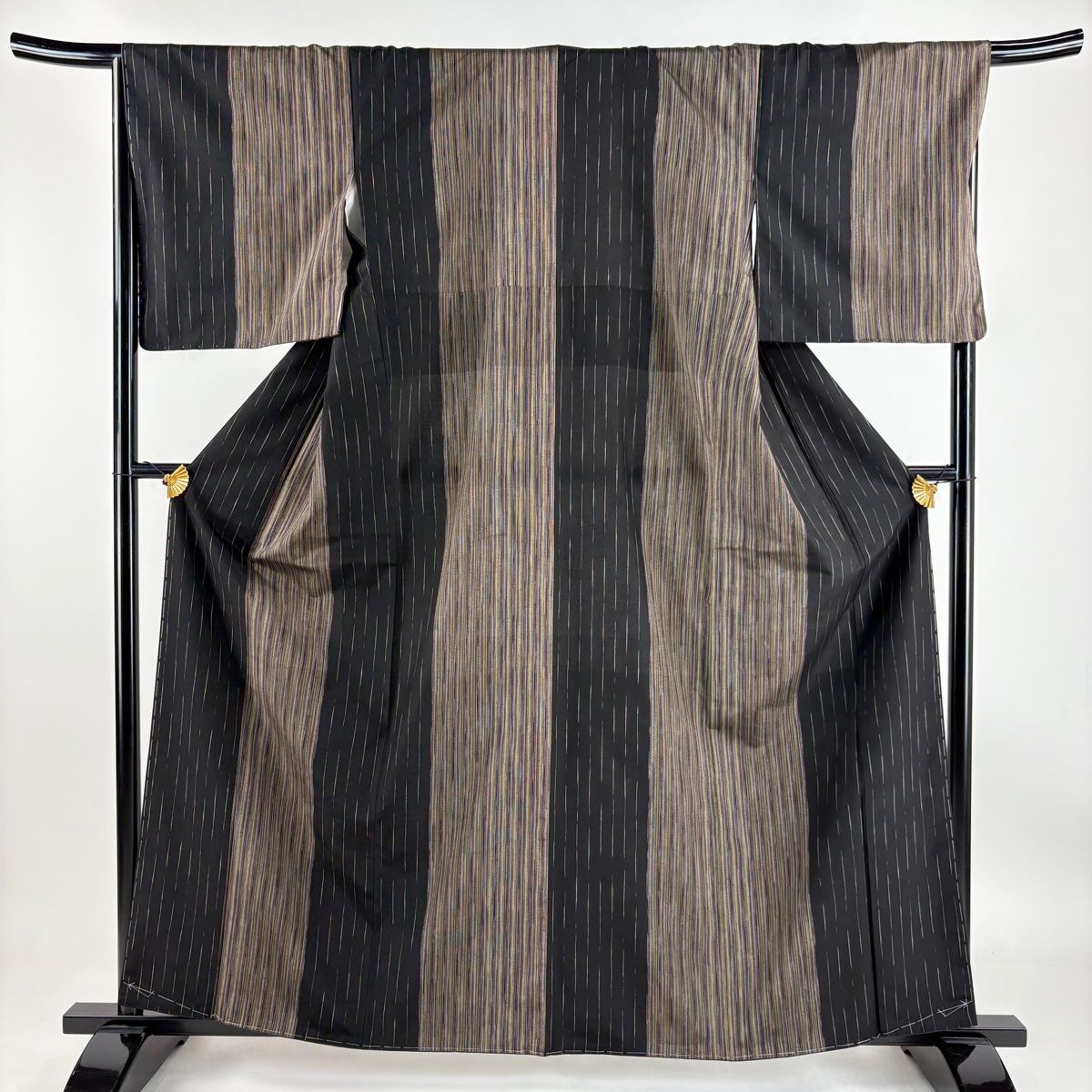 専用 KU1701 大島紬 身丈151cm 着物 正絹 着物単品 未使用近い 美品 袷 正絹 大島紬 身丈155 裄丈66