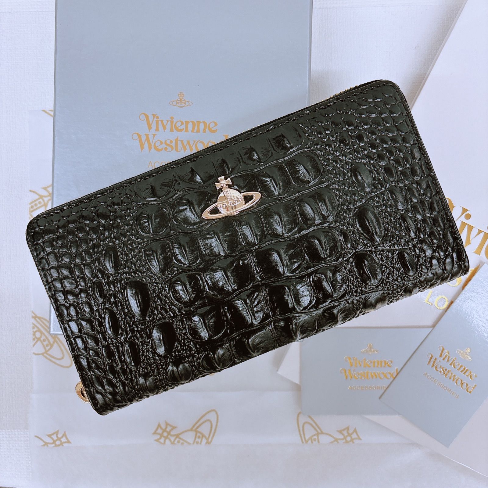 ☆残りわずか☆新品☆箱付 ヴィヴィアンウエストウッド 長財布