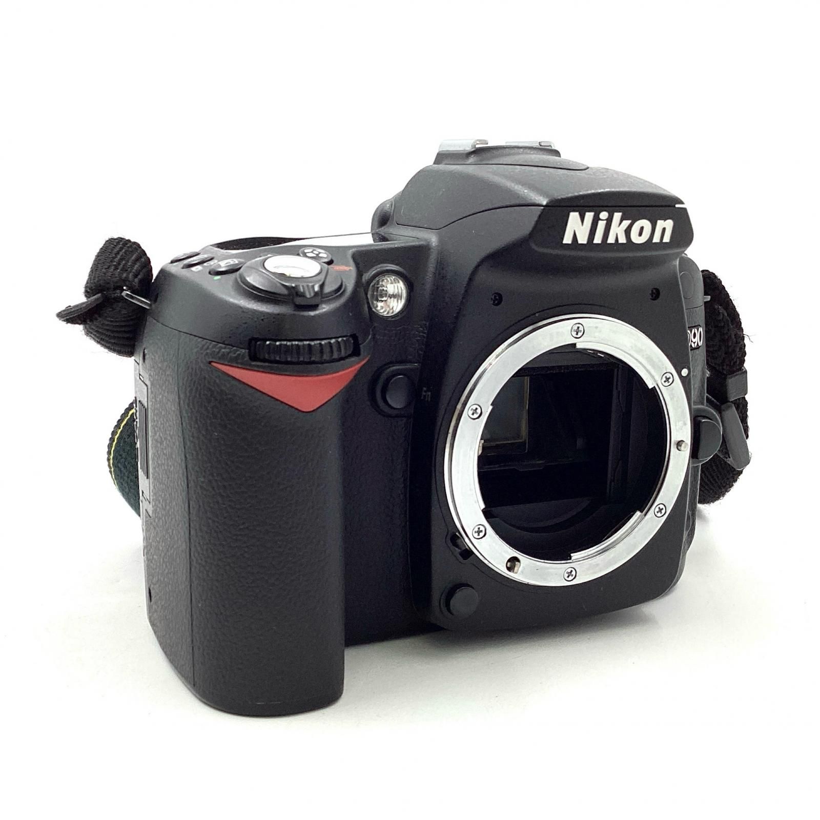 ★美品★ NIKON D90 シャッター数1650回 デジタル一眼レフ ニコン ☆美品☆ NIKON D90 シャッター数1650回 デジタル一眼レフ ニコン