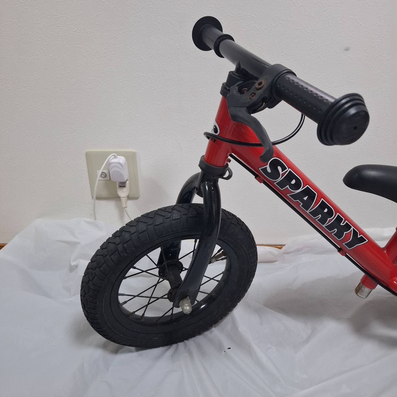 美品 SPARKY キックバイクキッズバイク スパーキー - メルカリ