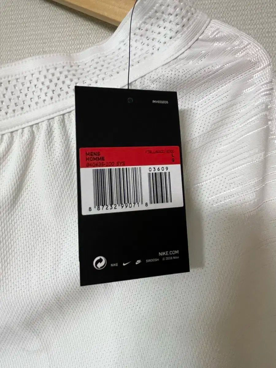 18 ／ 20 イングランド ホーム アセンティック ショート (数値) 9 ）