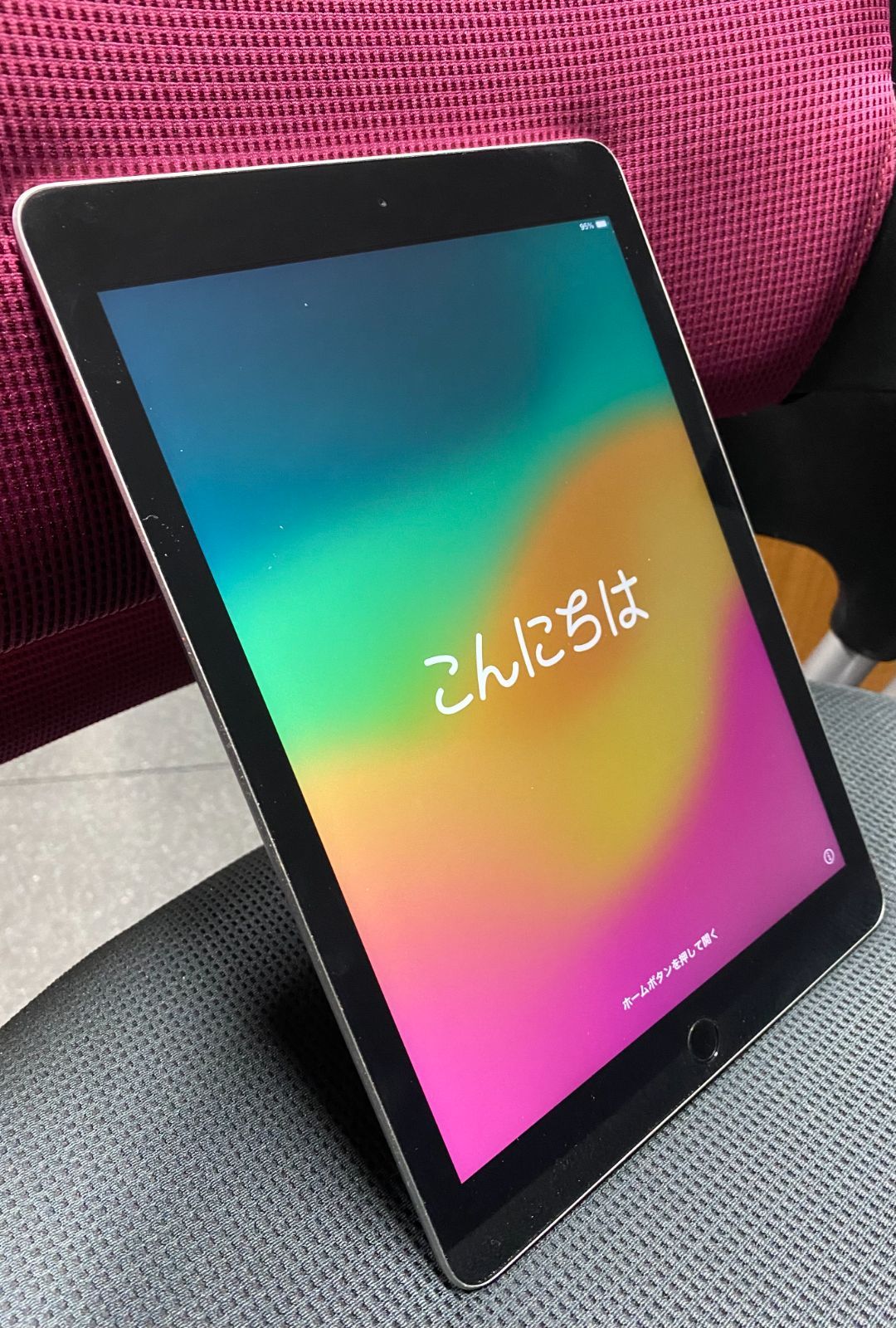 iPad ( 第6世代 ) 128GB 傷わずか　Wi-Fiモデル　スペースグレイ 本体　動作確認済み　中古
