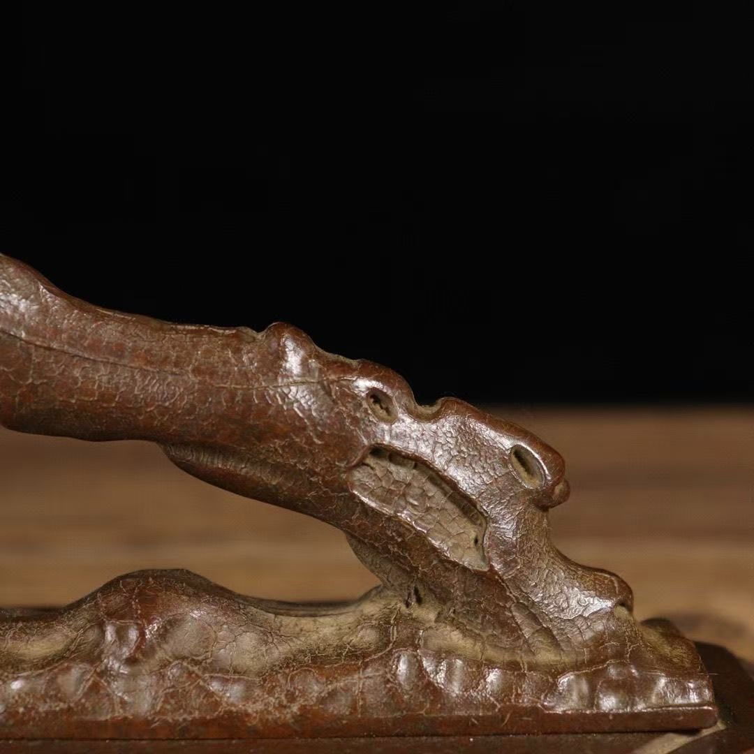 銅器 迎客松弔炉 薫香炉 装飾品 工芸品 置物 銅 細工 松迎客松弔炉を弔り 檀香を沈める香炉 香道具 工芸品 置物