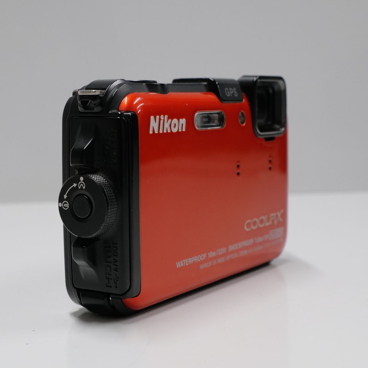 Nikon COOLPIX AW100 USED美品 デジタルカメラ 本体+バッテリー 防水 