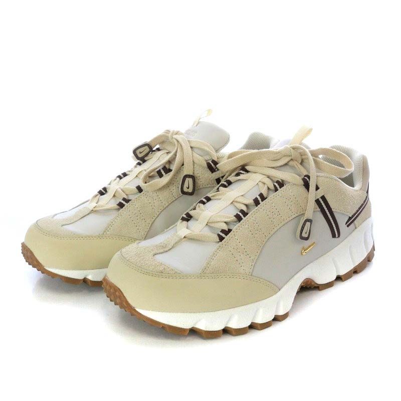 Jacquemus × Nike WMNS Air Humara LX 