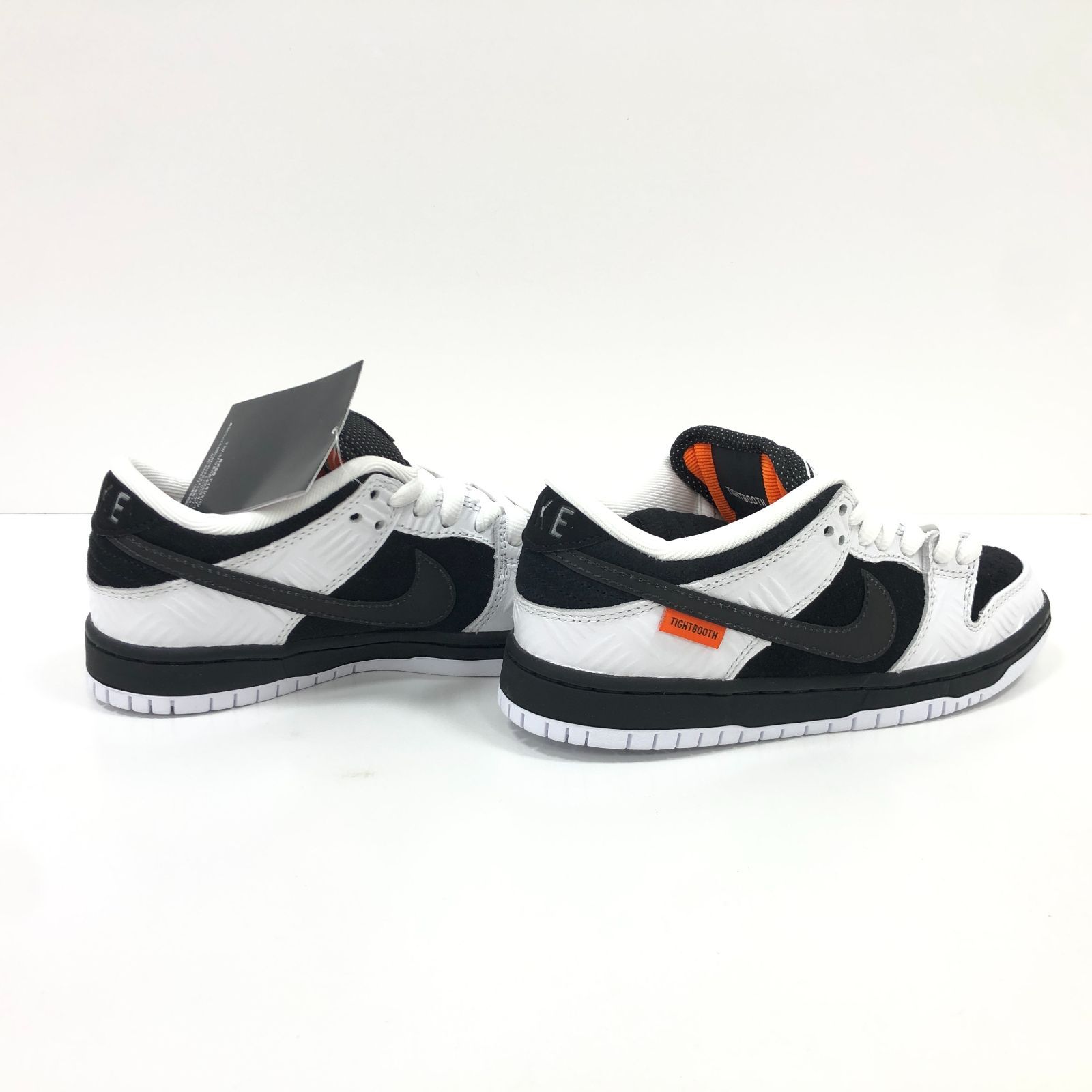 07m0409 NIKE SB DUNK LOW PRO QS white/black タイトブース 23