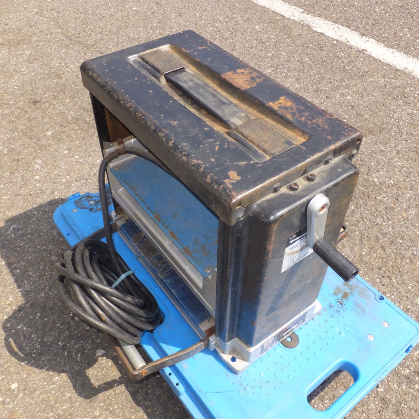 AP-10 100V