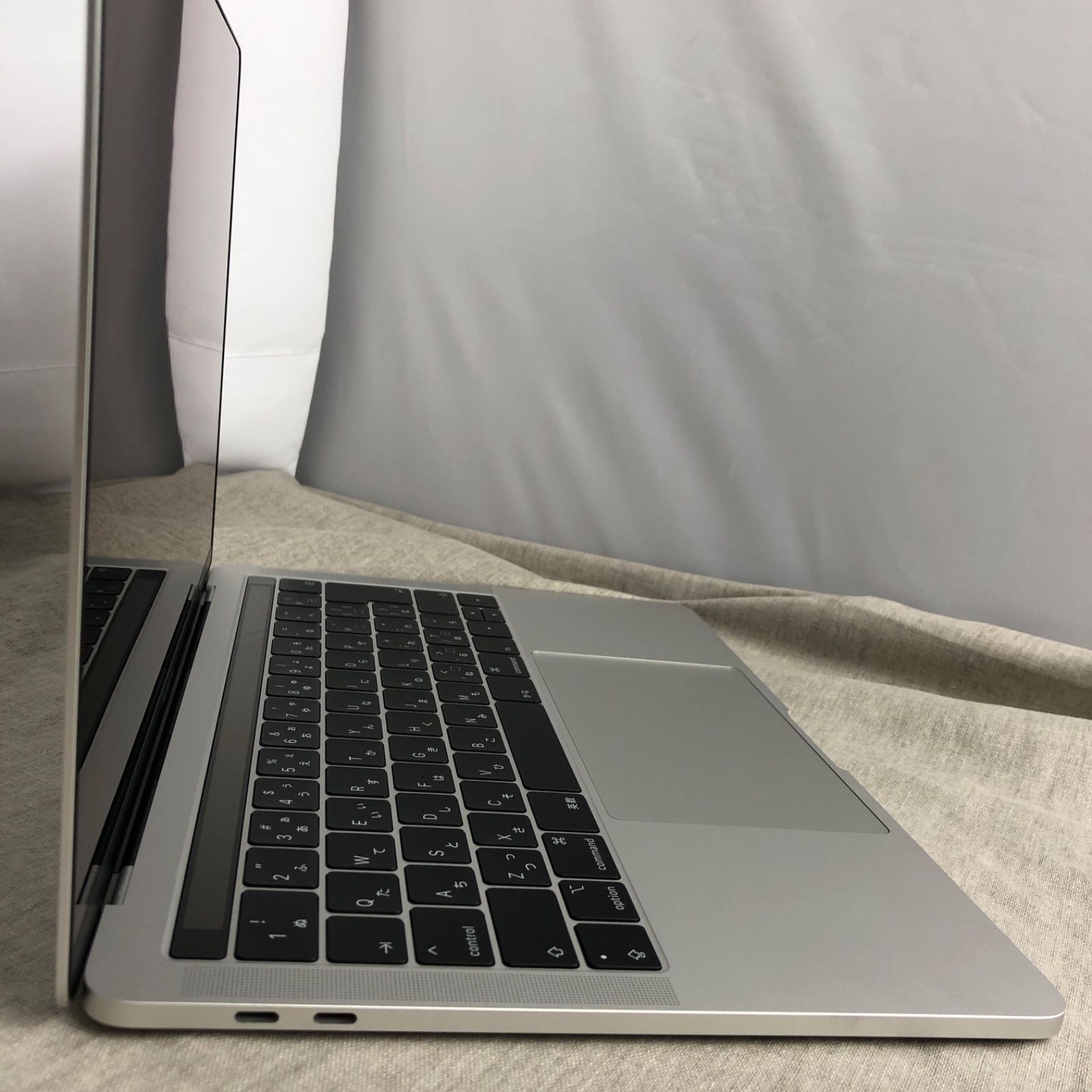 ★★★ジンチャン様専用★★【ACアダプタのみコード無】Apple MacBook Pro (13インチ, 2019, Thunderbolt 3ポート  x 2)【Touch Bar・i5・256GB】A2159 EMC3301/LT-231356（80565）
