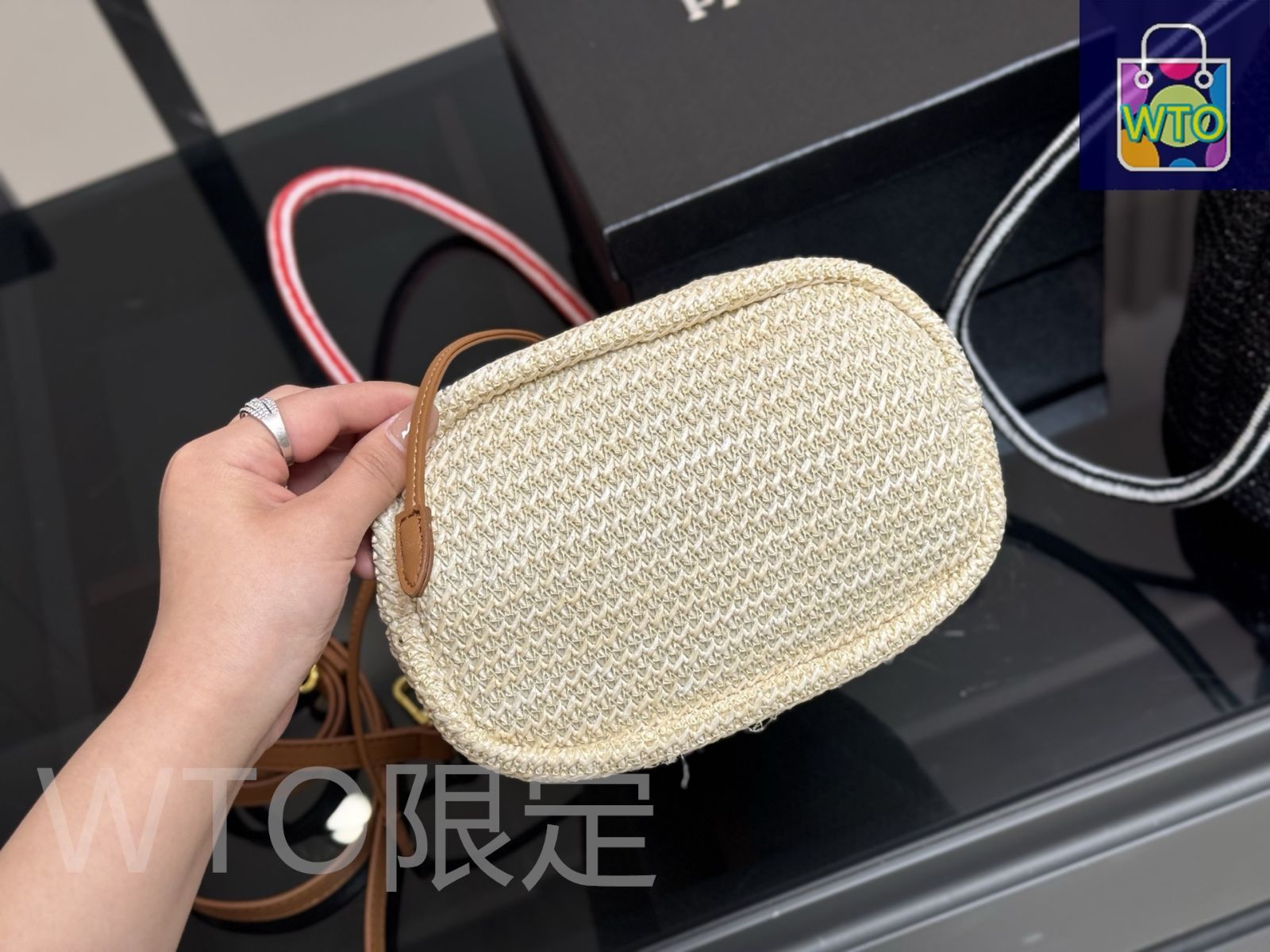 今日特価】Prada プラダ 新作バケットバッグシリーズ 長い肩帯