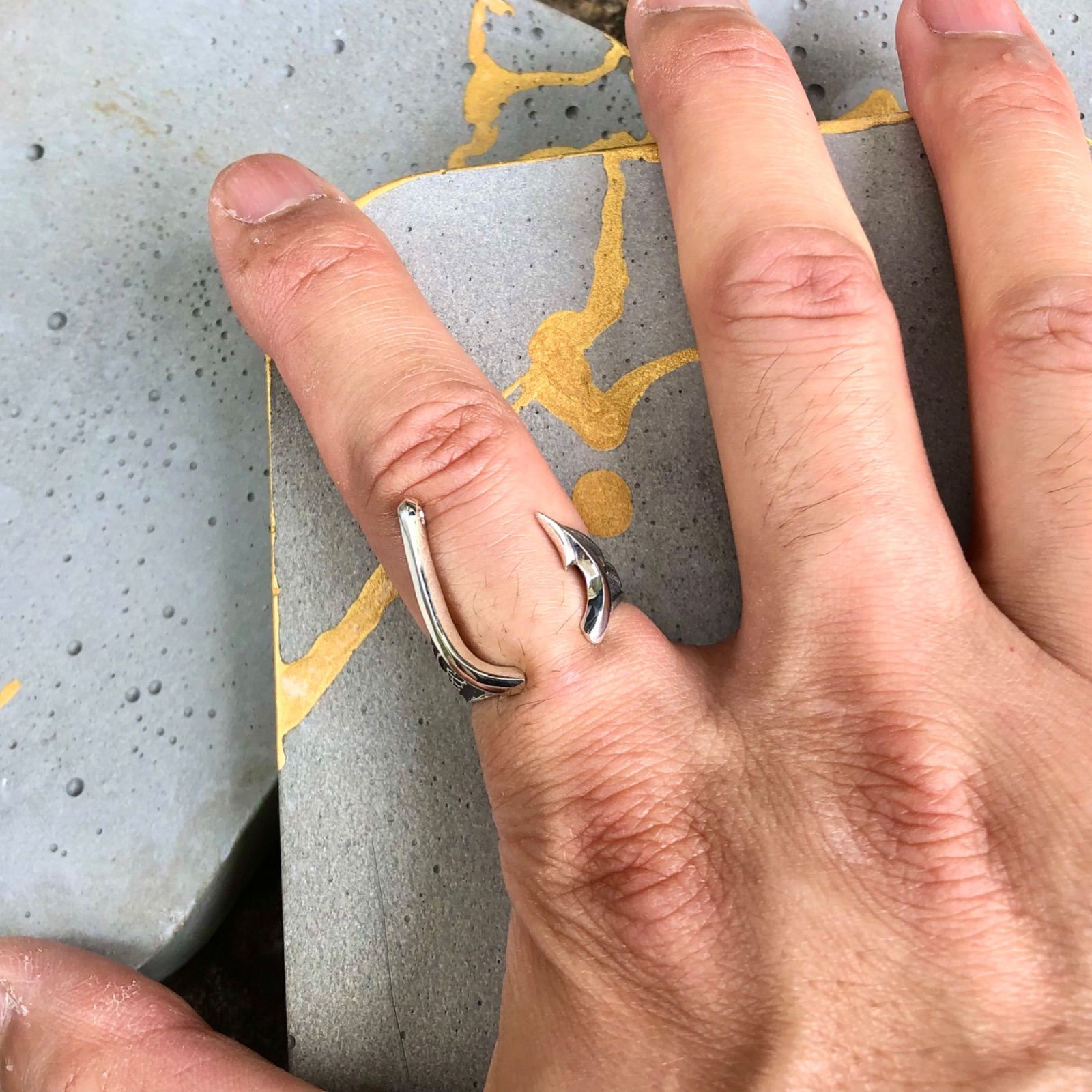 釣り針リング　~通過儀礼~ 釣り　ルアー　ロッド　バス釣り　エギング 中古品 釣り針リング ~通過儀礼~ 釣り ルアー ロッド バス釣り シーバス