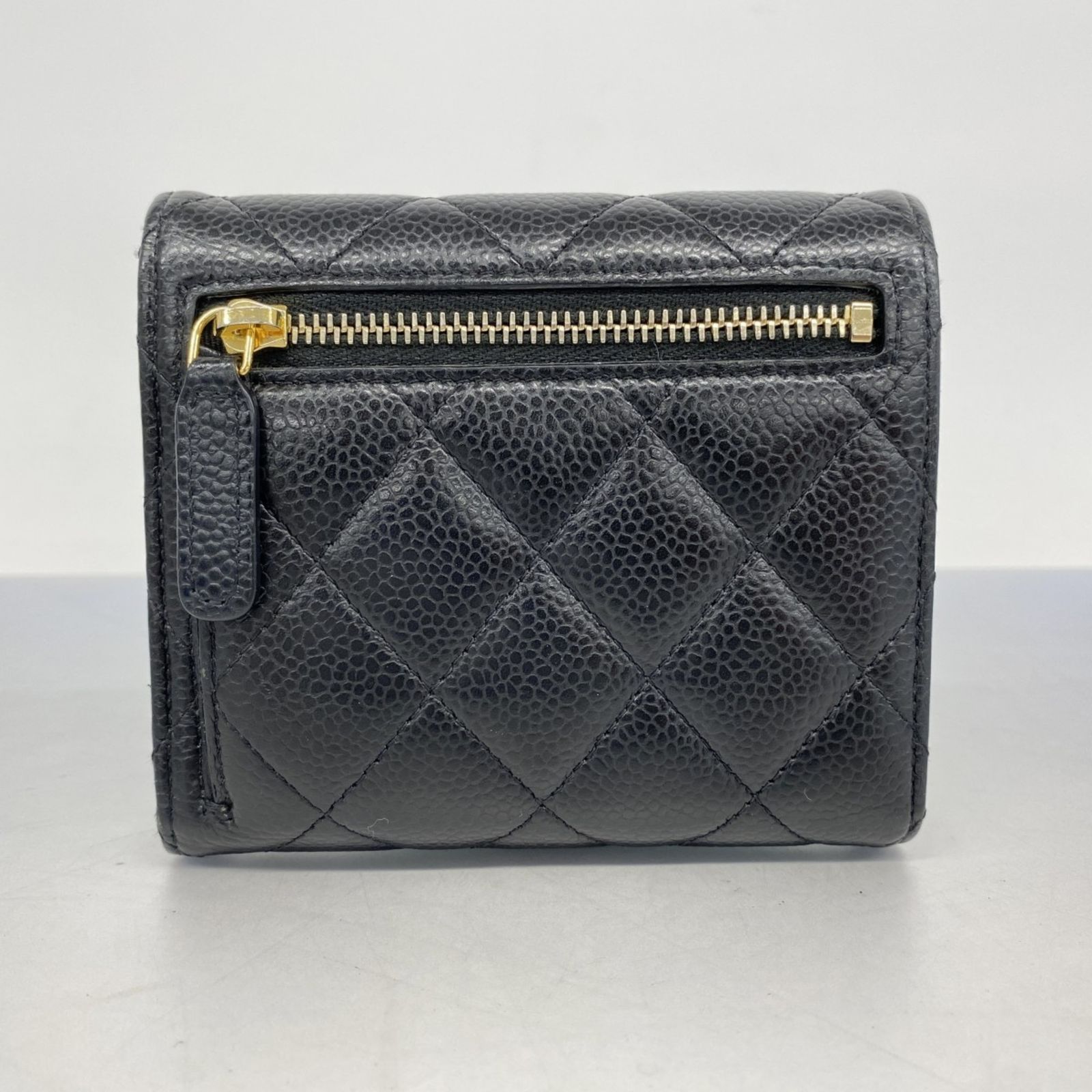 Chanel シャネル