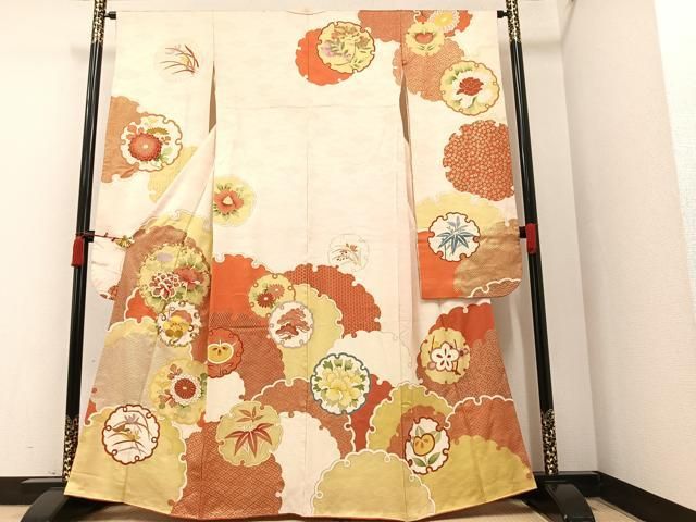 豪華振袖　駒刺繍　絞り　花筏文　正絹　逸品 豪華振袖 駒刺繍 絞り 花筏文 正絹 逸品