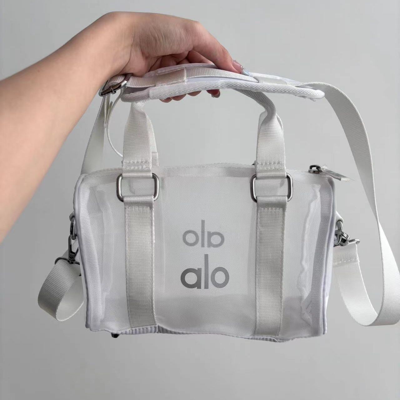 Alo Yoga アロヨガ フィットネスバッグ ショルダーバッグ ヨガ