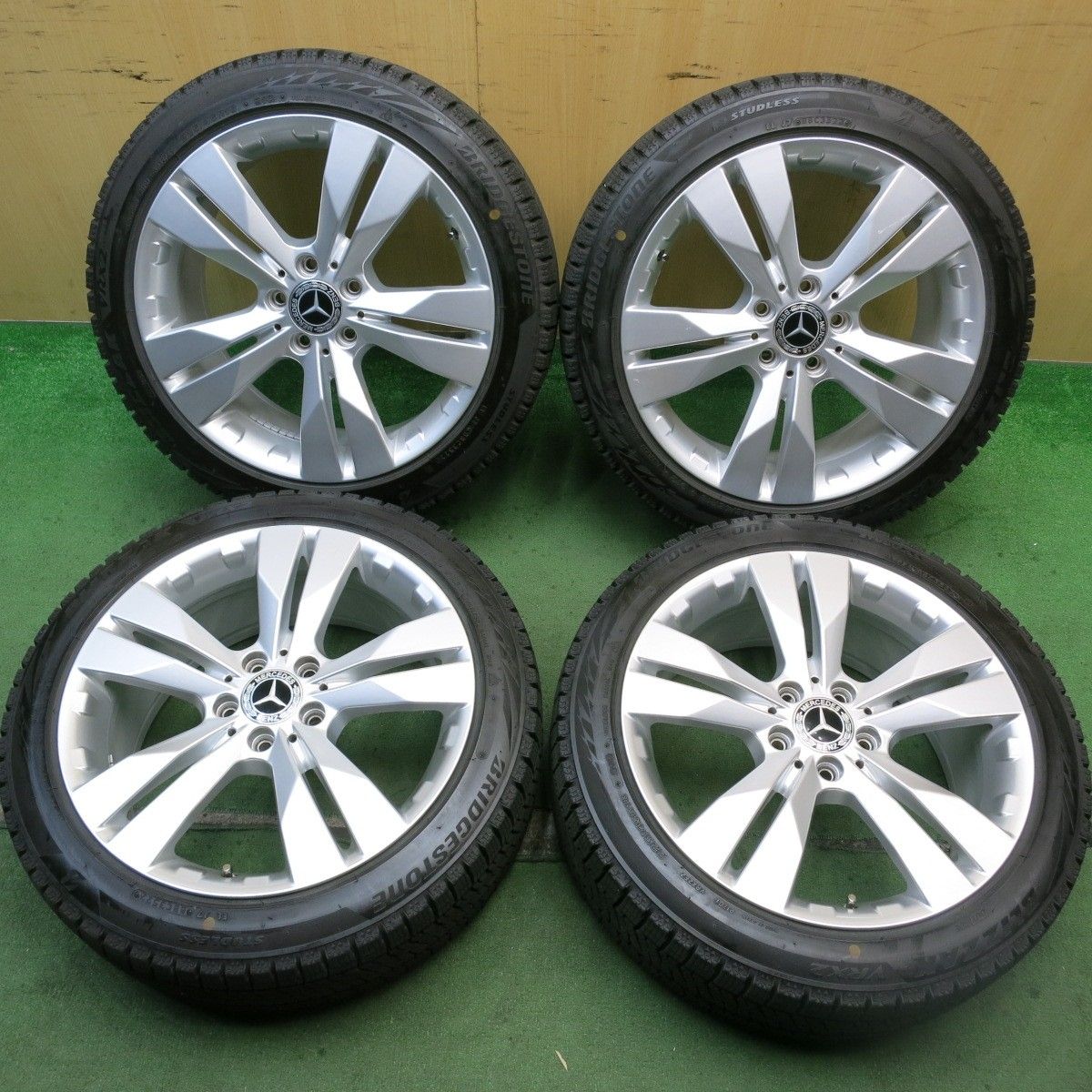 ☆溝あり 220クラウン純正アルミ＆スタッドレスタイヤ 225/45R18