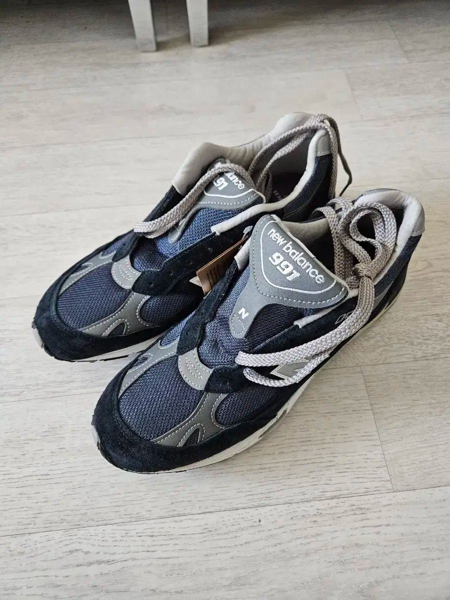 新品 New Balance(ニューバランス) 991v1 ネイビー 275