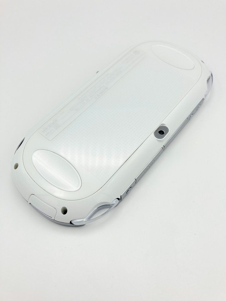 中古 PlayStation Vita 3G/Wi‐Fiモデル クリスタル・ホワイト