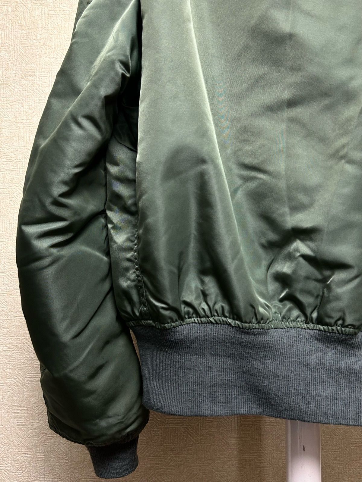 期名門ALPHA社MA-1フライトJKTテッパンOLIVE