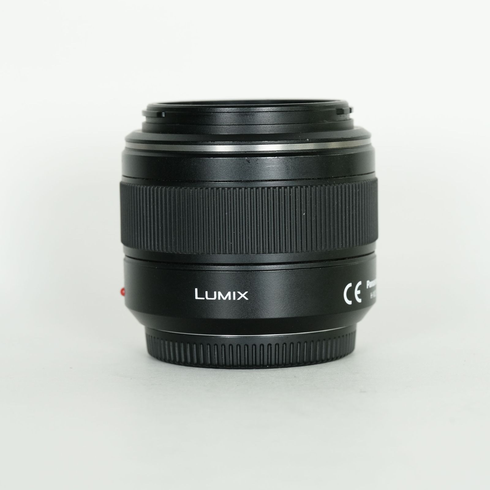 LUMIX 25mm F1.4 H-X025 美品フード・ポーチ付 美品｜フード・フィルター付] Panasonic LEICA DG SUMMILUX 25mm