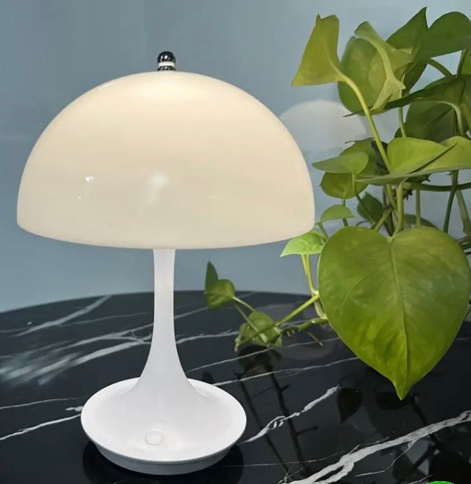 ルイスポールセン Panthella Portable シルバー　リプロダクト品 ルイスポールセン Panthella Portable シルバー リプロダクト品 【公式